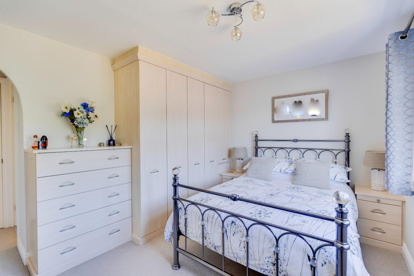 22 Heol Pentre'r Felin, Llantwit Major, Vale Of Glamorgan, CF61 2XS